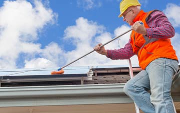 Thornton Le Clay soft wash roof cleaning