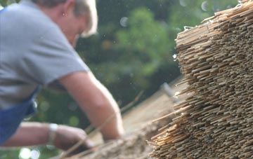 professional Thornton Le Clay thatchers